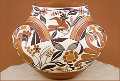 Southwestern-Indian-Pottery.jpg